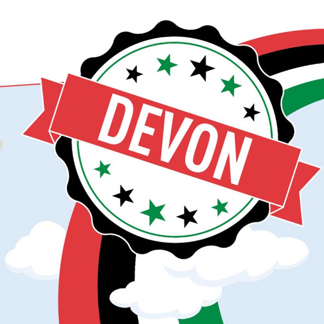 Het geboortekaartje voor Devon is een vliegticket in de huisstijl van Emirates